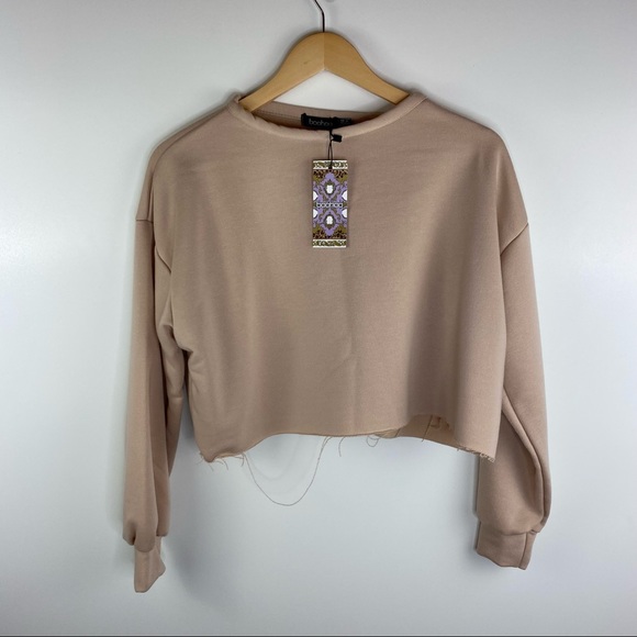 NWT BOOHOO Tan Nude Raw Hem Cropped Crewneck Sweatshirt - Picture 2 of 6